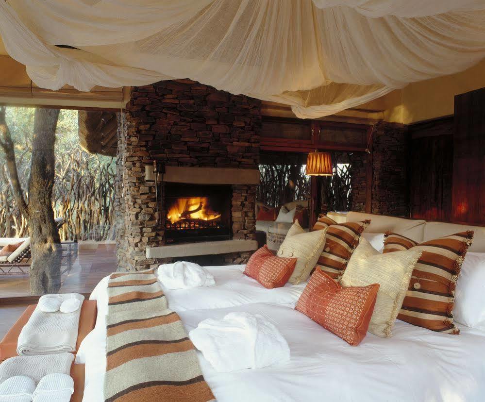 שמורת הציד מאדיקווה Sanctuary Makanyane Safari Lodge מראה חיצוני תמונה
